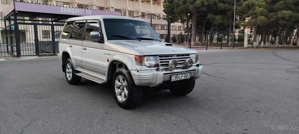 Mitsubishi Pajero — foto 2/4