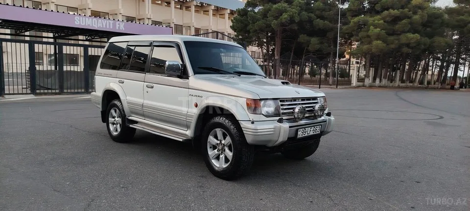 Mitsubishi Pajero — foto 3/4