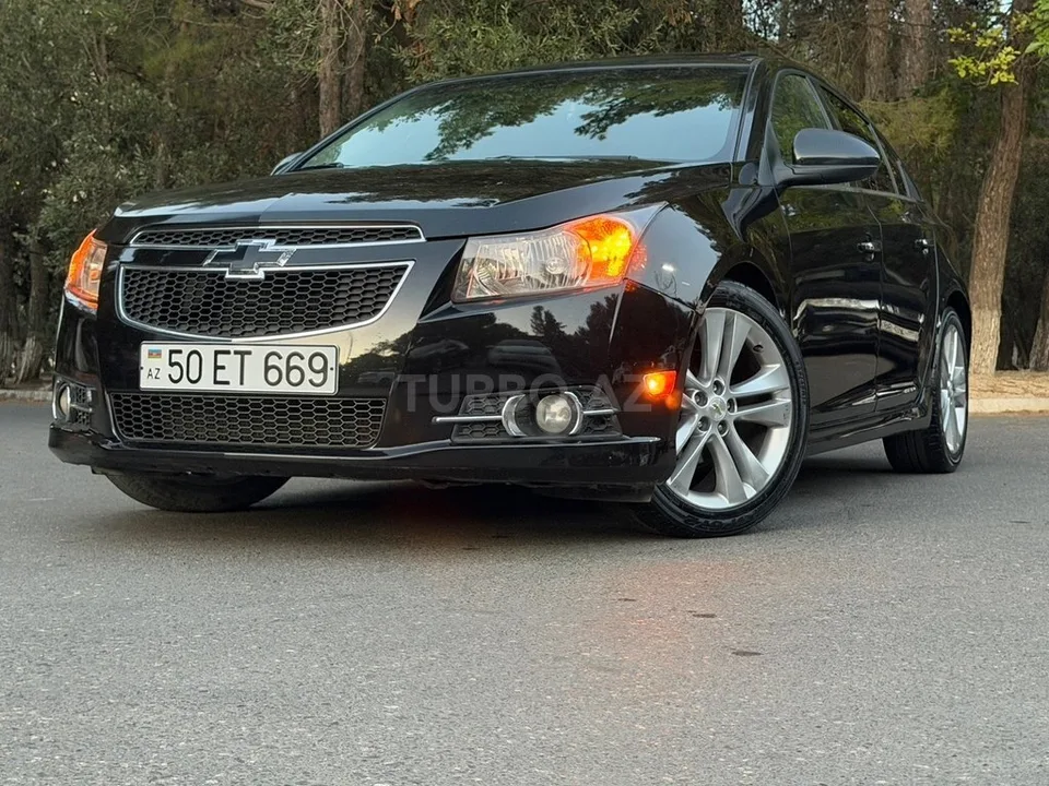 Chevrolet Cruze — foto 1/4