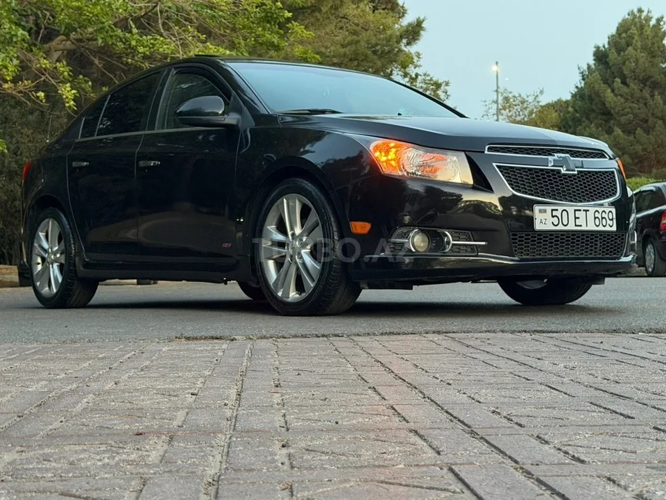Chevrolet Cruze — foto 3/4