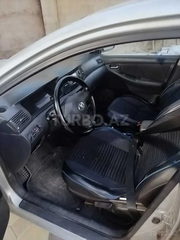 Toyota Corolla — foto 4/4