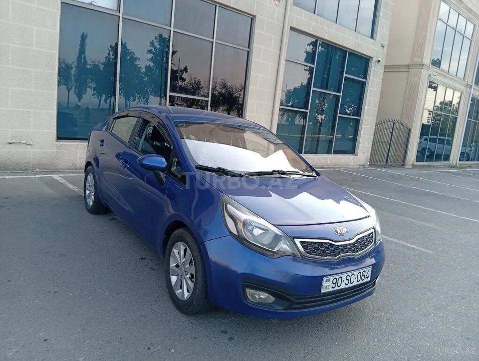 Kia Rio — foto 1/4