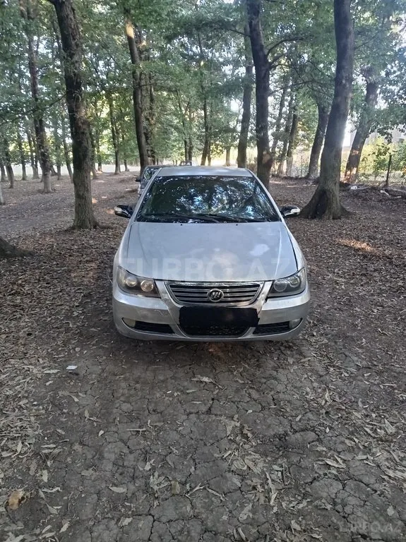 Lifan 620 — foto 1/4