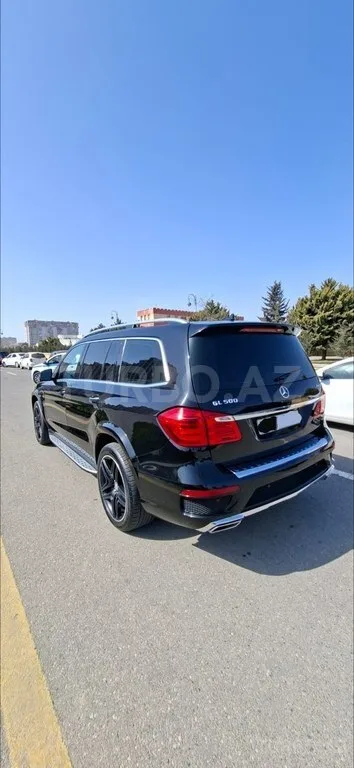 Mercedes GL 550 4MATIC — foto 4/4