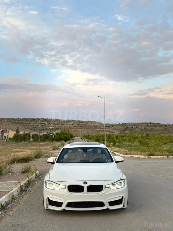 BMW 330 — foto 2/4