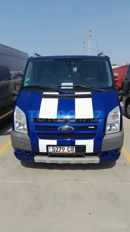 Ford Transit — foto 1/4