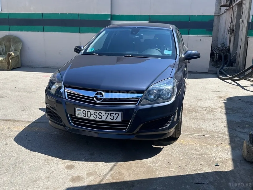 Opel Astra — foto 3/4