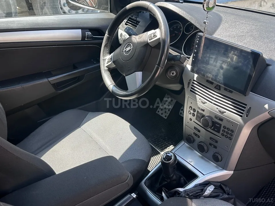 Opel Astra — foto 4/4