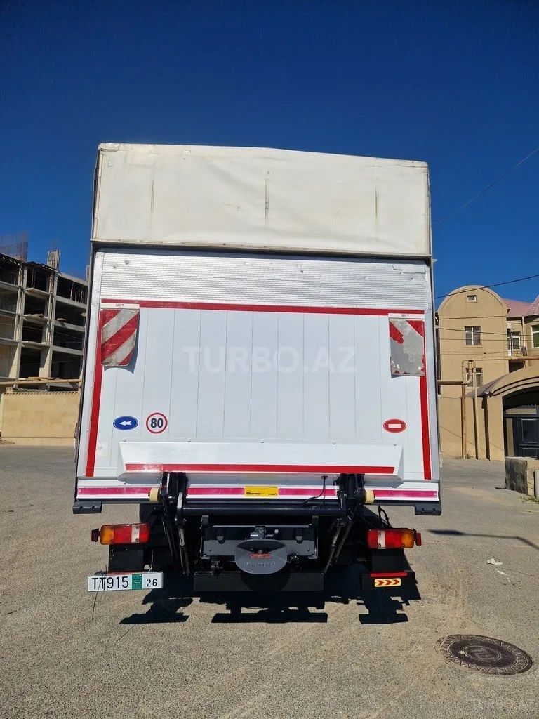 Mercedes Atego 818 — foto 3/4
