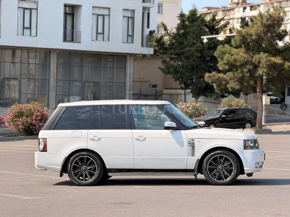Land Rover Range Rover — foto 2/4