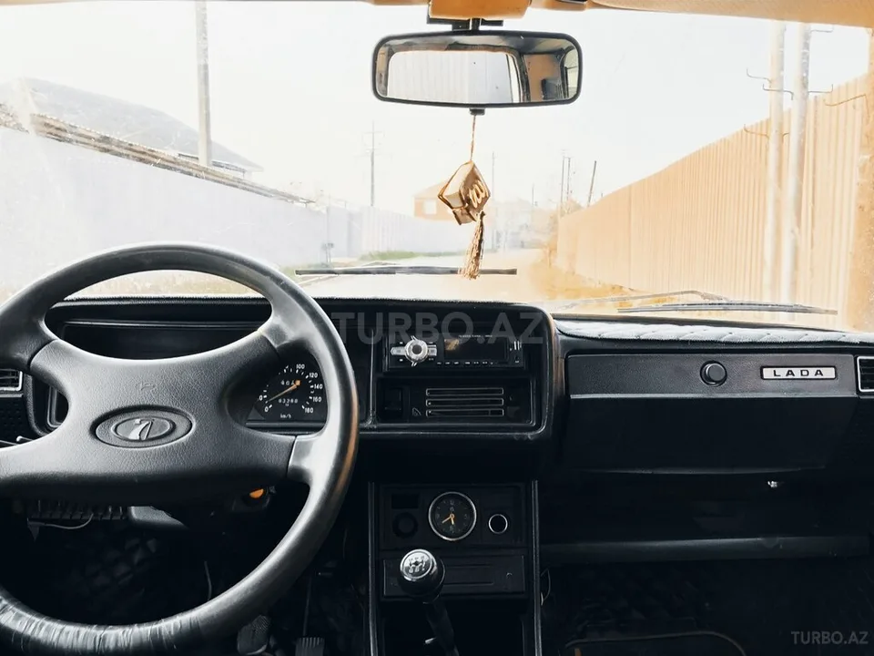 LADA (VAZ) 2107 — foto 4/4