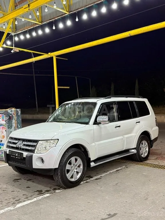 Mitsubishi Pajero — foto 4/4