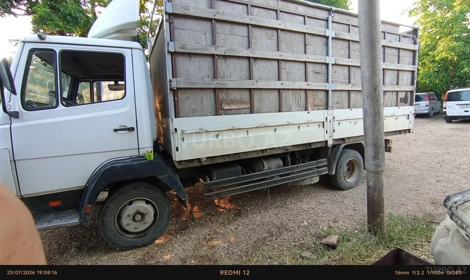 Mercedes Atego 814 — foto 3/4