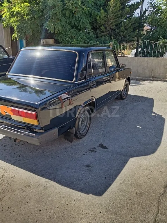 LADA (VAZ) 2107 — foto 3/4