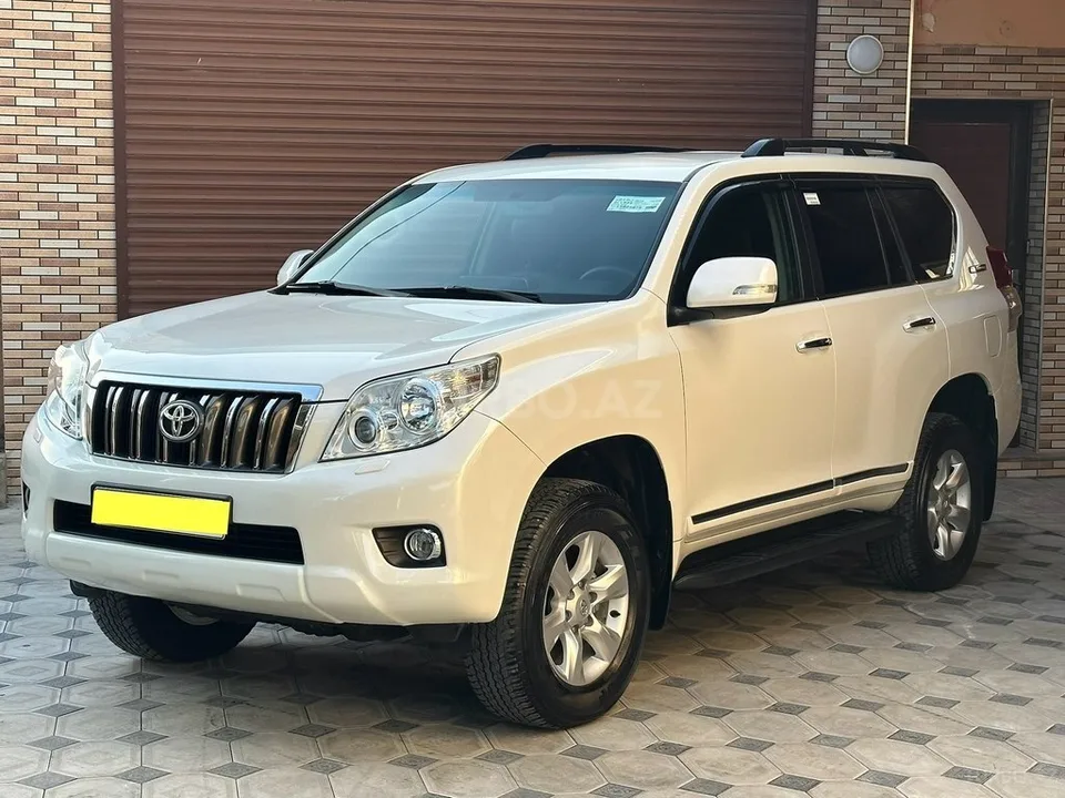 Toyota Land Cruiser Prado — foto 3/4