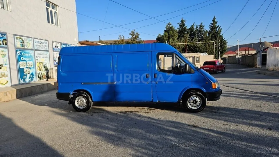 Ford Transit — foto 3/4
