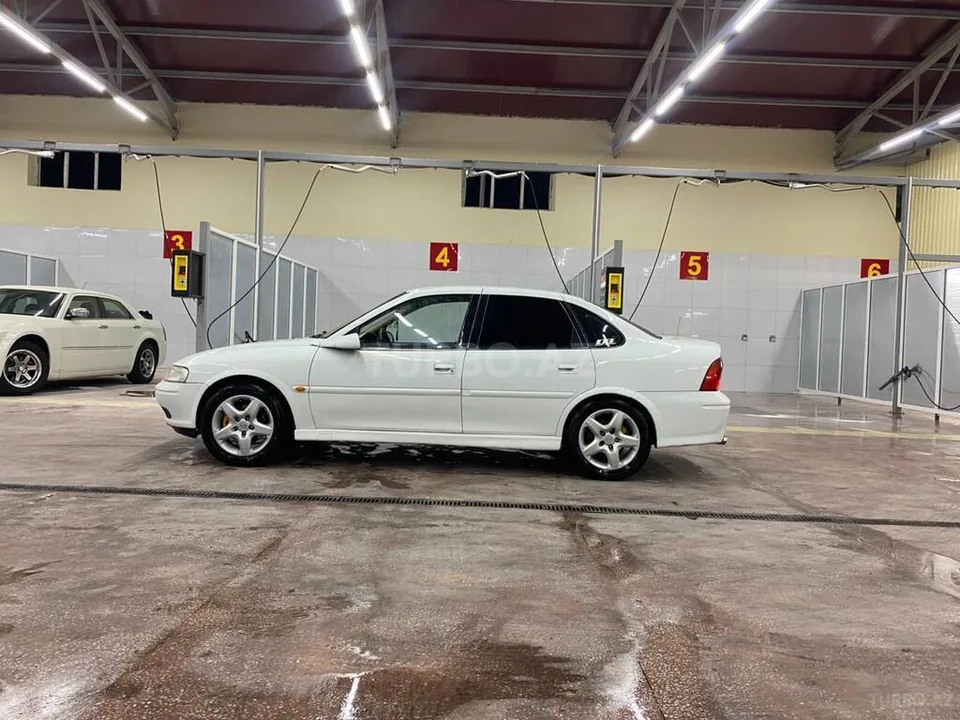 Opel Vectra — foto 4/4
