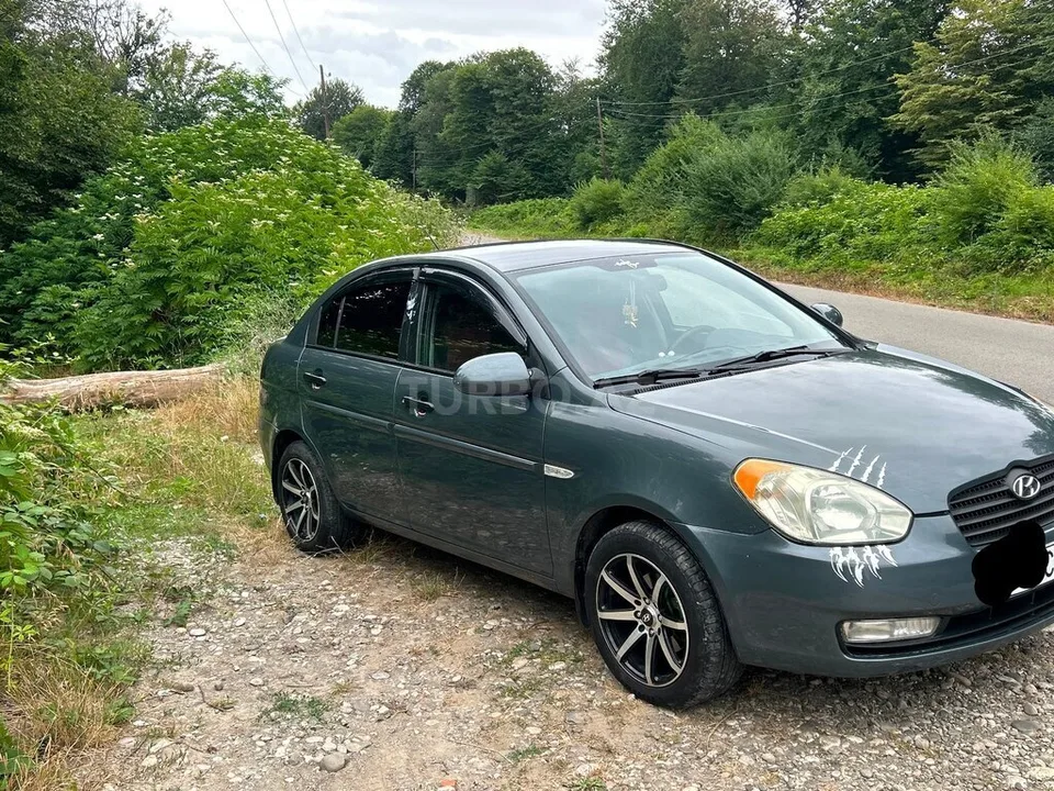 Hyundai Accent — foto 4/4
