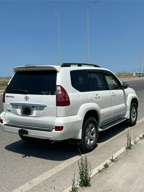 Toyota Land Cruiser Prado — foto 2/4