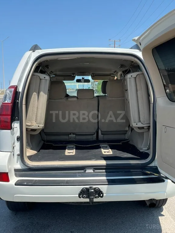 Toyota Land Cruiser Prado — foto 3/4