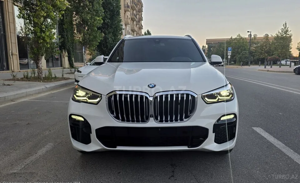 BMW X5 — foto 1/4