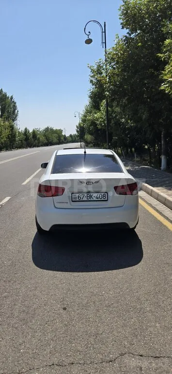 Kia Cerato — foto 3/4