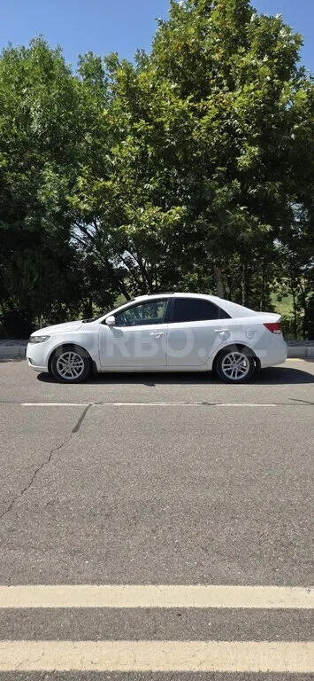 Kia Cerato — foto 4/4