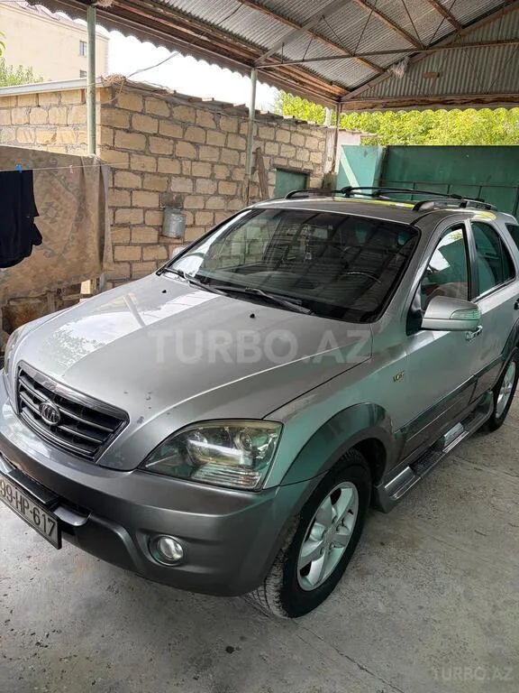 Kia Sorento — foto 1/4