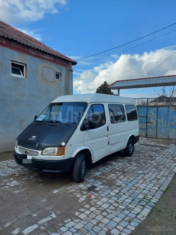Ford Transit — foto 3/4
