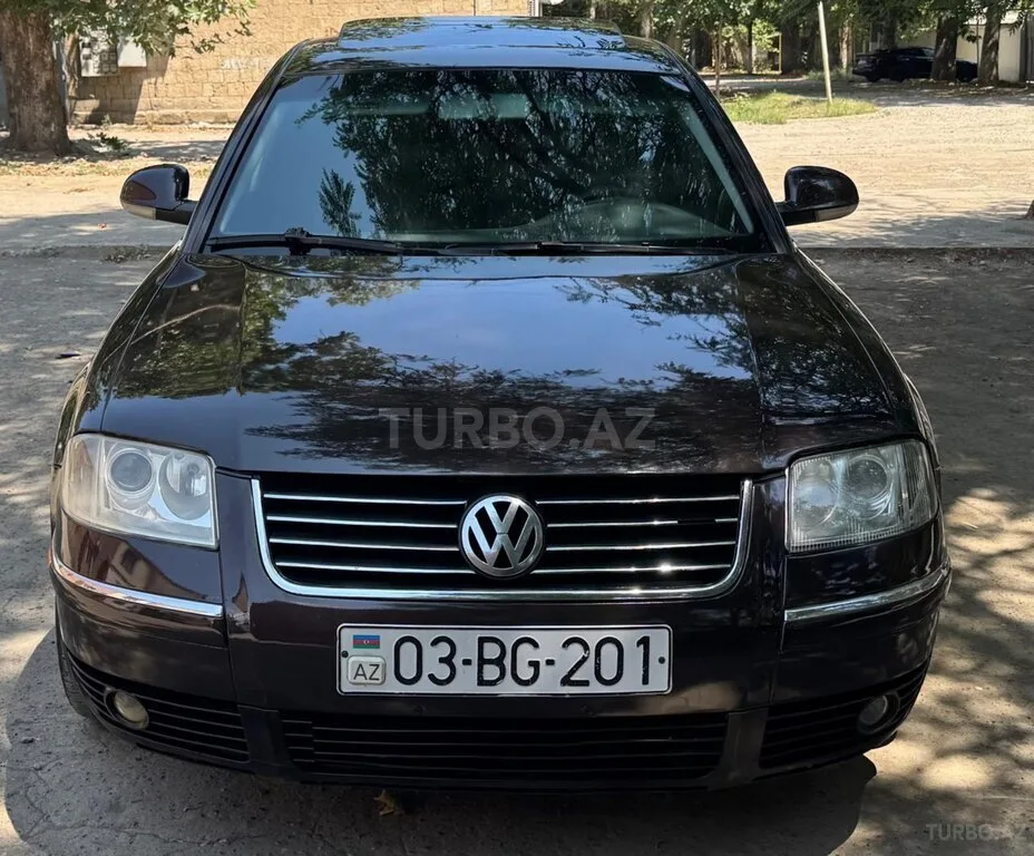Volkswagen Passat — foto 1/4