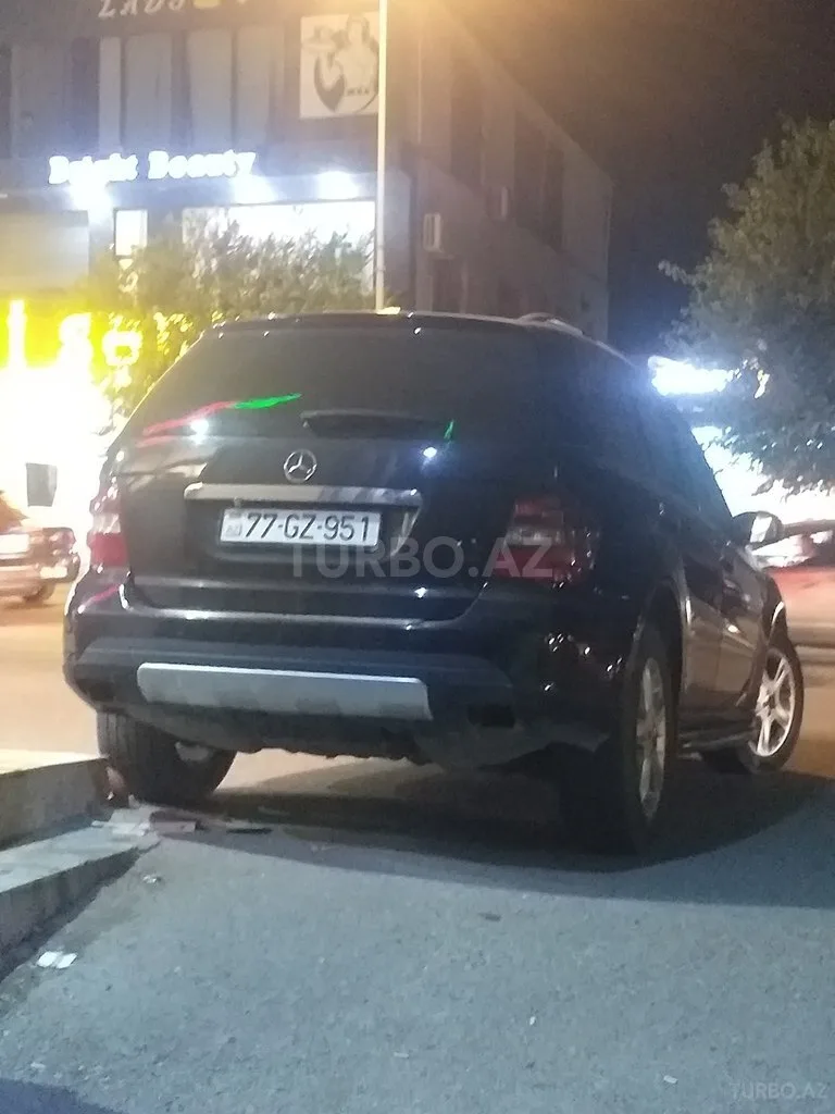 Mercedes ML 350 4MATIC — foto 2/4