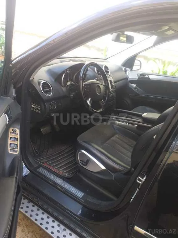 Mercedes ML 350 4MATIC — foto 3/4