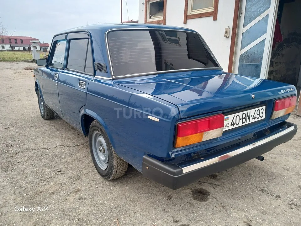 LADA (VAZ) 2107 — foto 4/4