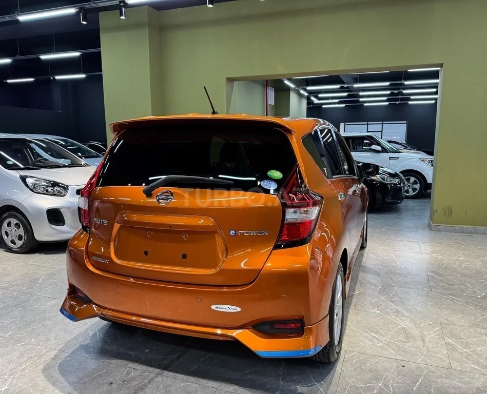 Nissan Note — foto 3/4