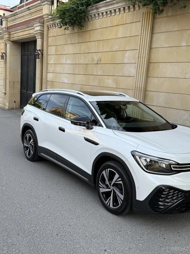 Volkswagen ID.6 Crozz — foto 3/4
