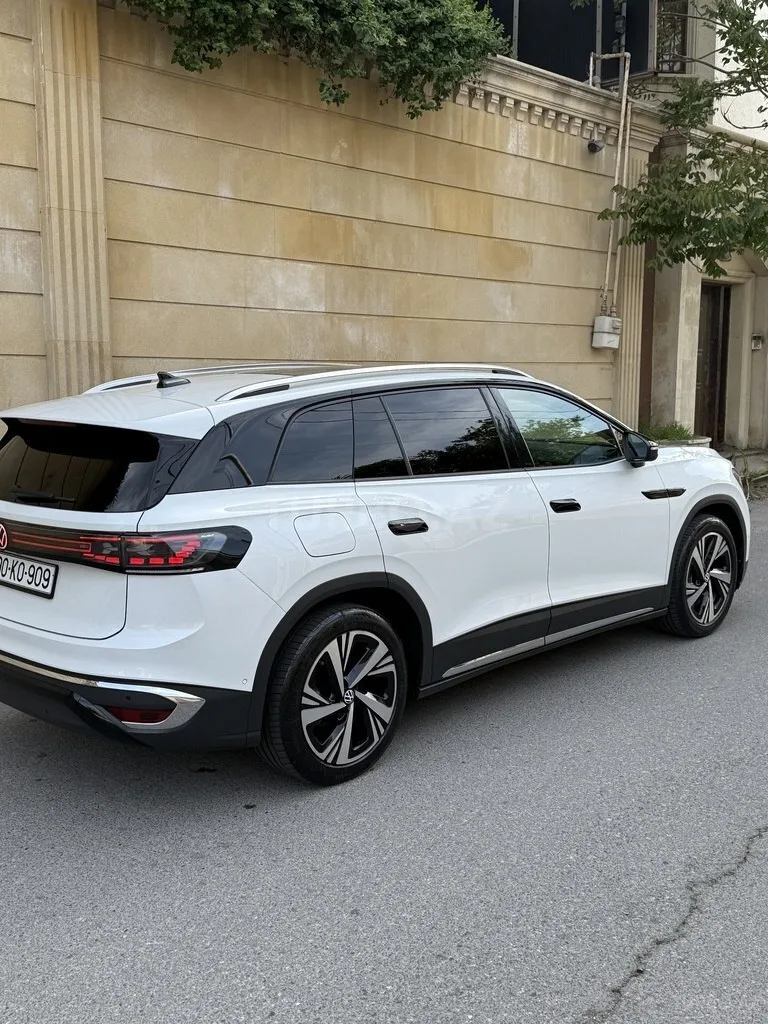 Volkswagen ID.6 Crozz — foto 4/4