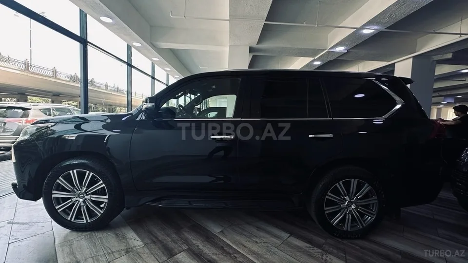 Lexus LX 450d — foto 3/4