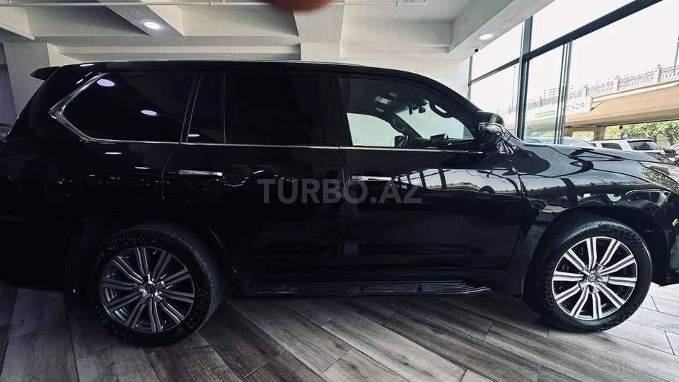 Lexus LX 450d — foto 4/4