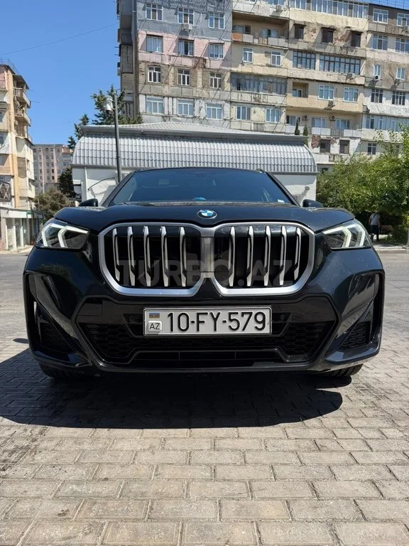 BMW X1 — foto 1/4