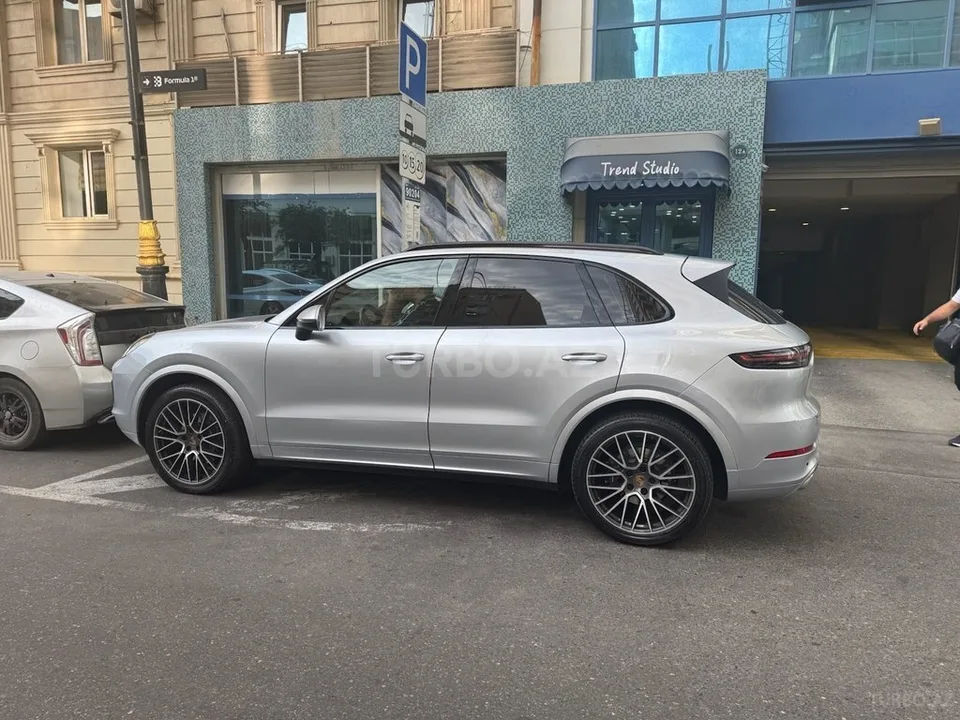 Porsche Cayenne — foto 4/4