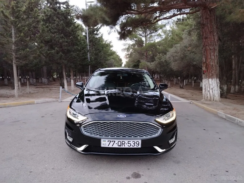 Ford Fusion (North America) — foto 2/4