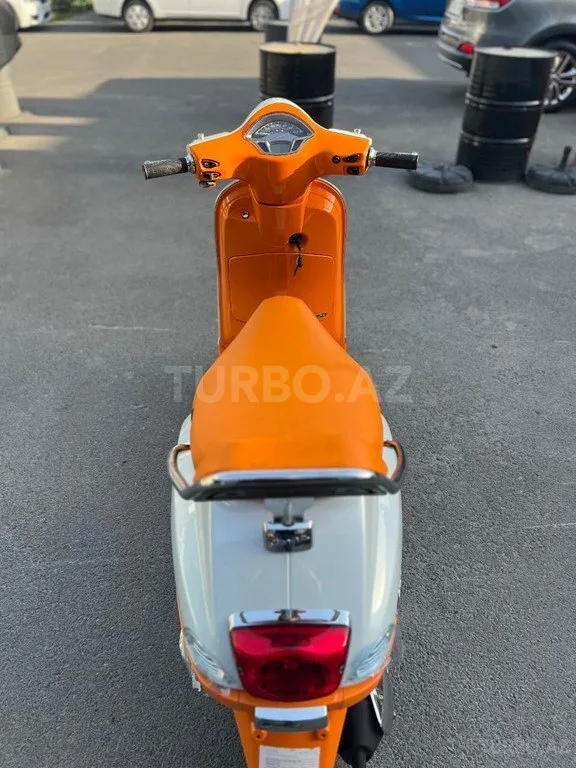Vespa VXL 150 — foto 3/4