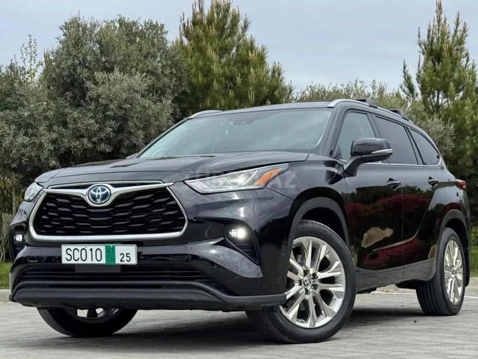 Toyota Highlander — foto 3/4
