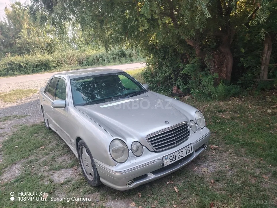 Mercedes E 430 — foto 3/4