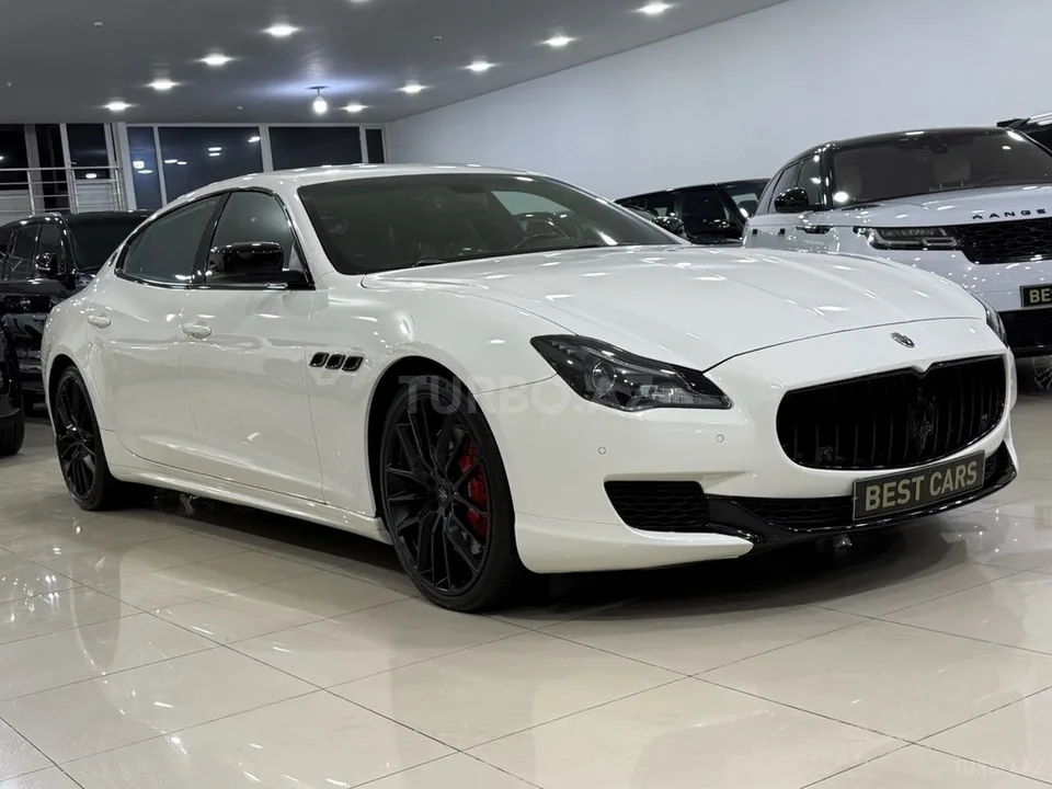 Maserati Quattroporte — foto 2/4