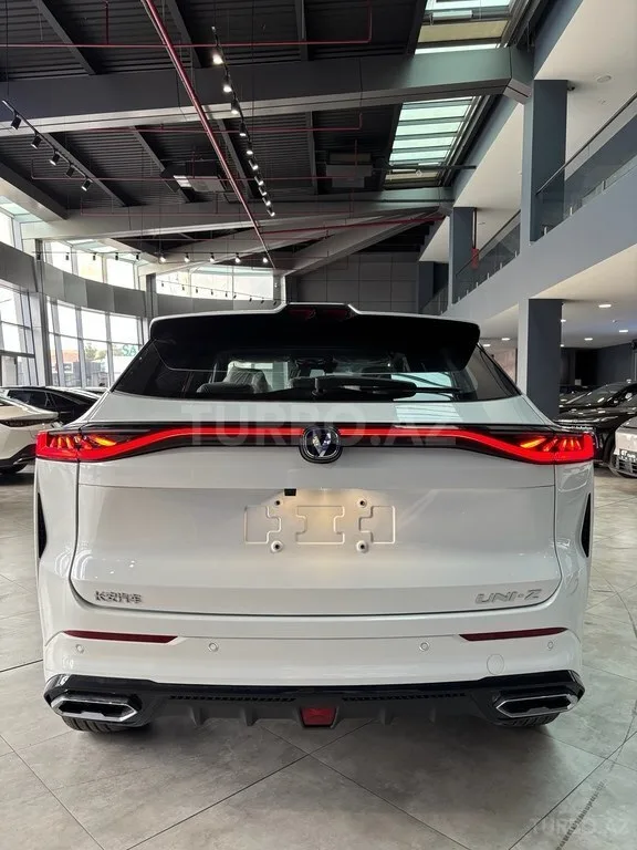 Changan Uni-Z — foto 3/4