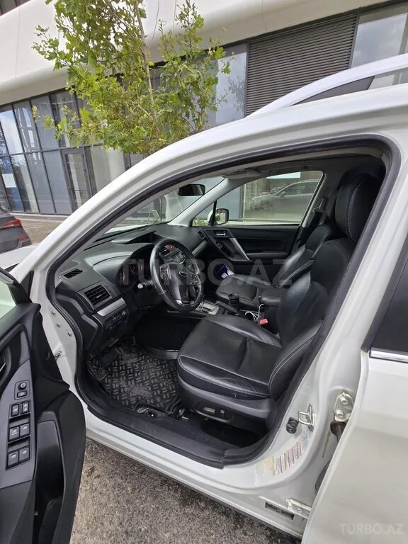 Subaru Forester — foto 4/4