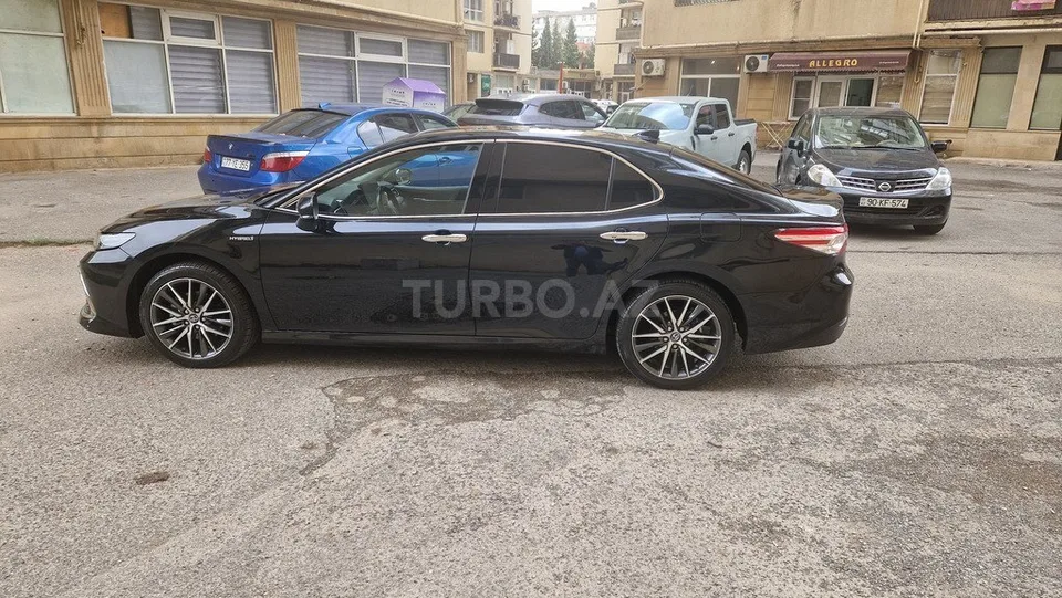 Toyota Camry — foto 3/4