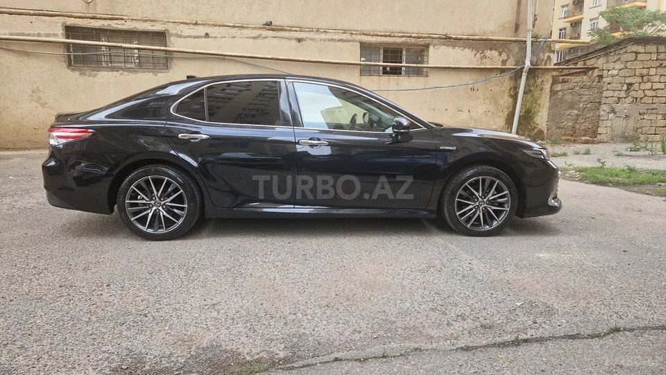 Toyota Camry — foto 4/4