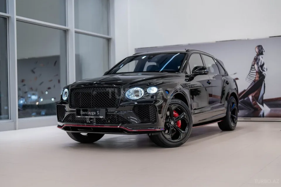 Bentley Bentayga — foto 1/4